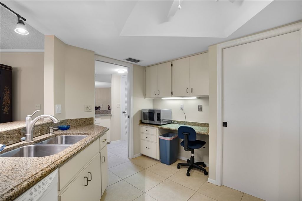 1815 Mooringline Drive, Unit 1D, Vero Beach, FL 32963 Photo