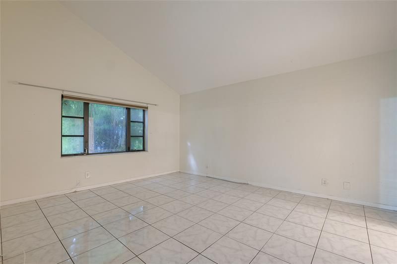 5614 Hammock Lane, Unit 113, Lauderhill, FL 33319 Photo