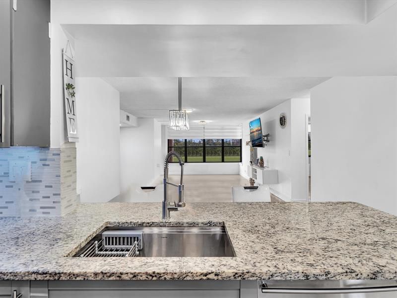 2659 N Carambola Circle, Unit 106, Pompano Beach, FL 33066 Photo