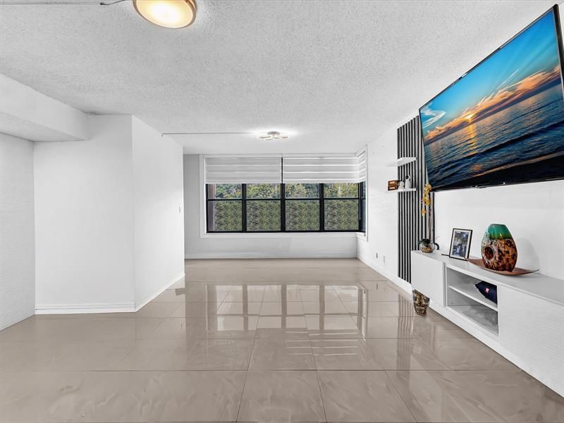 2659 N Carambola Circle, Unit 106, Pompano Beach, FL 33066 Photo