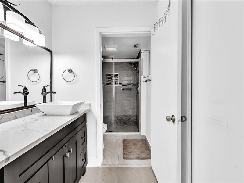 2659 N Carambola Circle, Unit 106, Pompano Beach, FL 33066 Photo