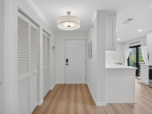 24 Westgate Lane, Unit A, Boynton Beach, FL 33436