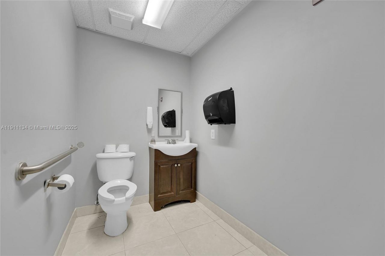 601 N Congress Ave, Unit 105, Delray Beach, FL 33445 Photo