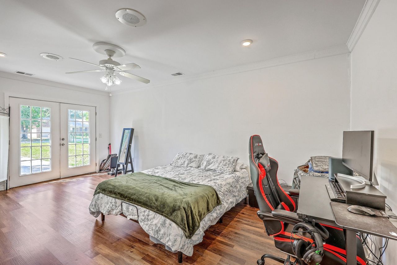 2736 Shadow Lane Photo 18