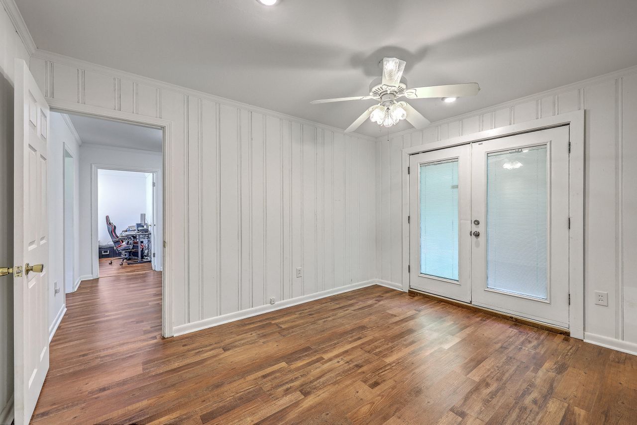 2736 Shadow Lane Photo 19