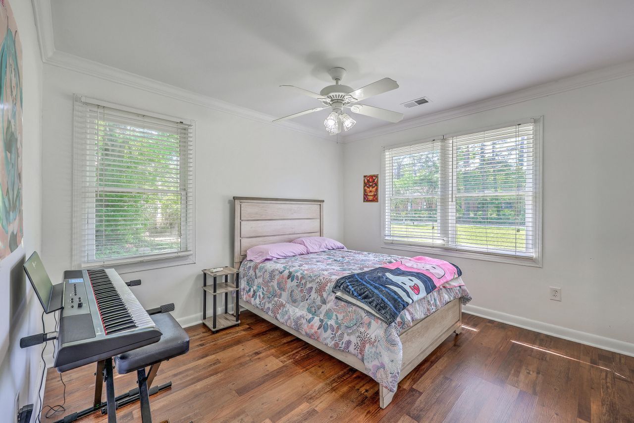 2736 Shadow Lane Photo 24