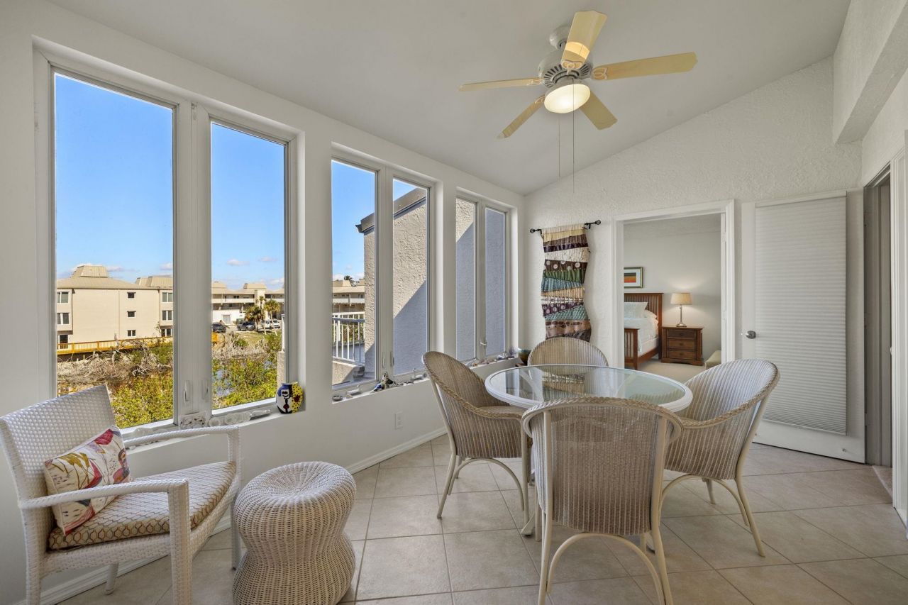 200 Periwinkle Way, Unit 315, Sanibel, FL 33957 Photo