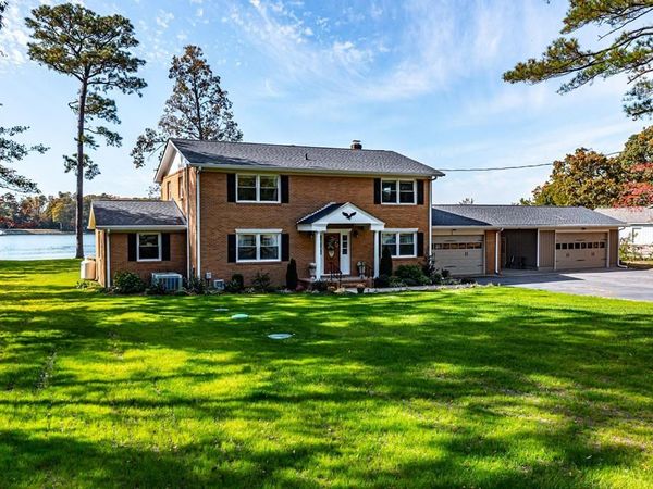 358 Barn Point Road, LOTTSBURG, VA 22511