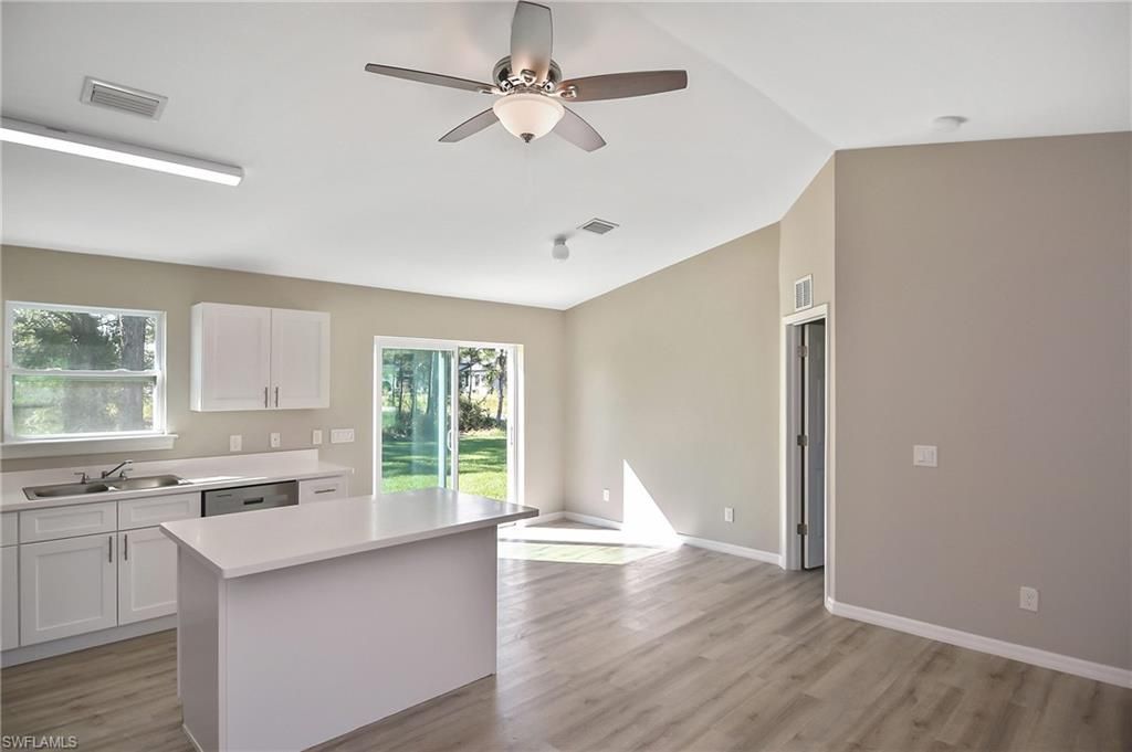 902 Lytle St E, Lehigh Acres, FL 33974 Photo