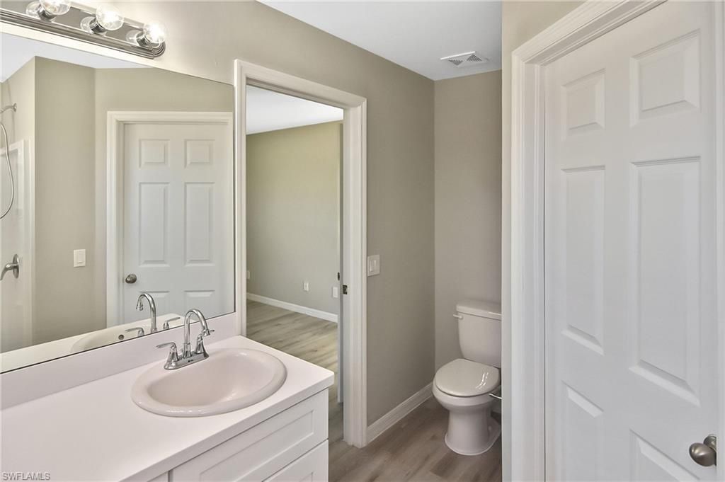 902 Lytle St E, Lehigh Acres, FL 33974 Photo