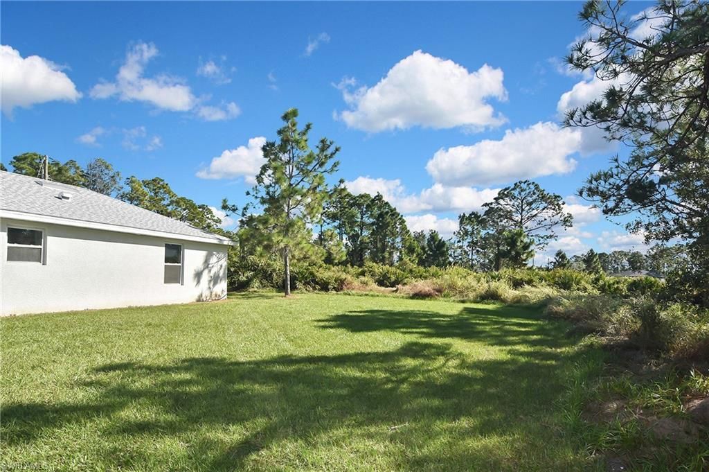 902 Lytle St E, Lehigh Acres, FL 33974 Photo