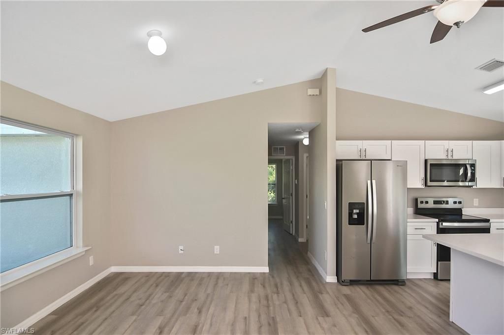 902 Lytle St E, Lehigh Acres, FL 33974 Photo