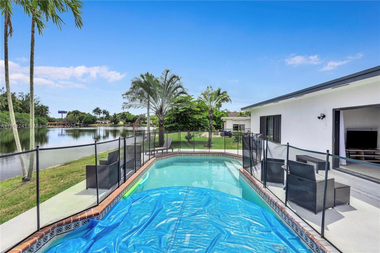 217 N 31st Ave, Hollywood, FL 33021 Photo