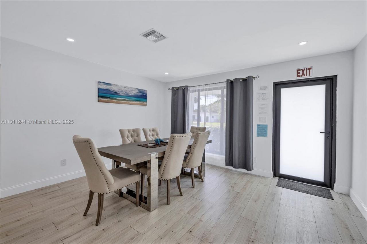 217 N 31st Ave, Hollywood, FL 33021 Photo