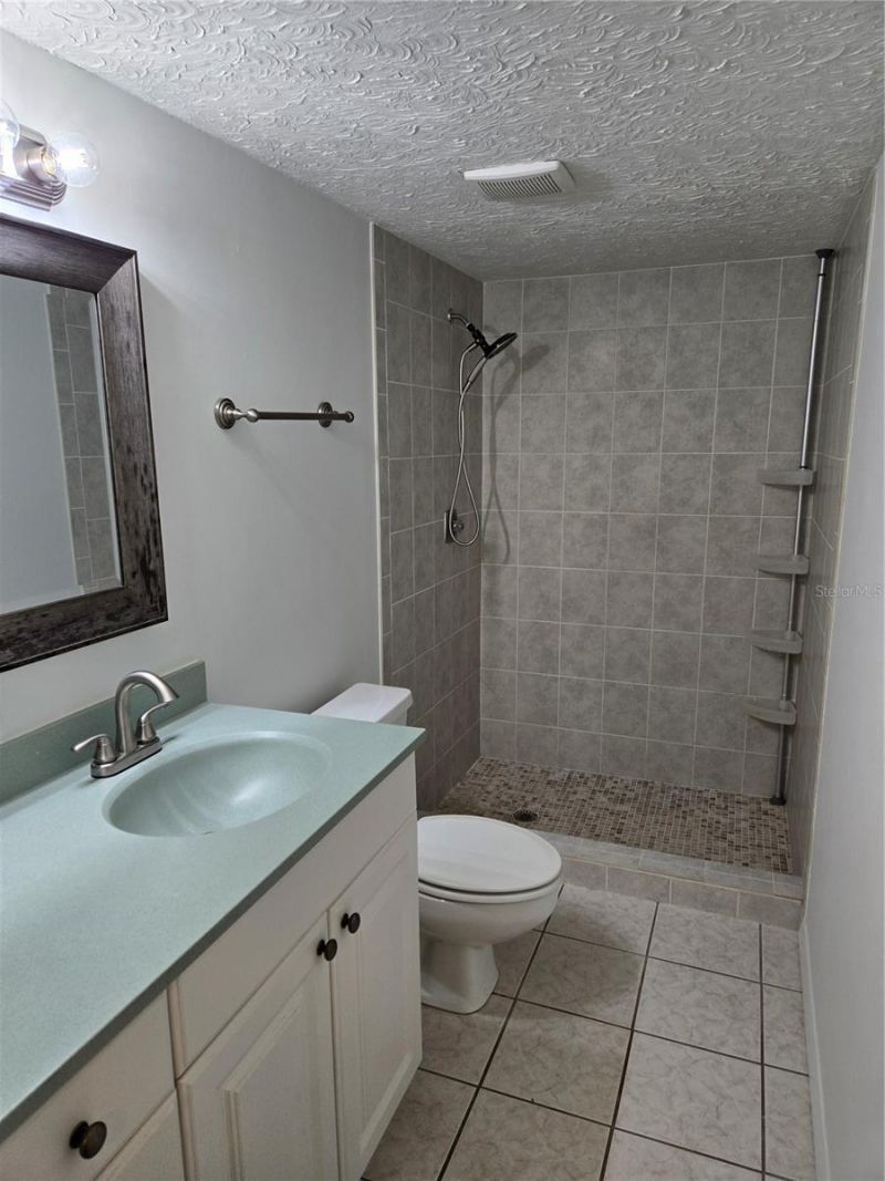 4601 Summer Wind Drive, Sarasota, FL 34234 Photo