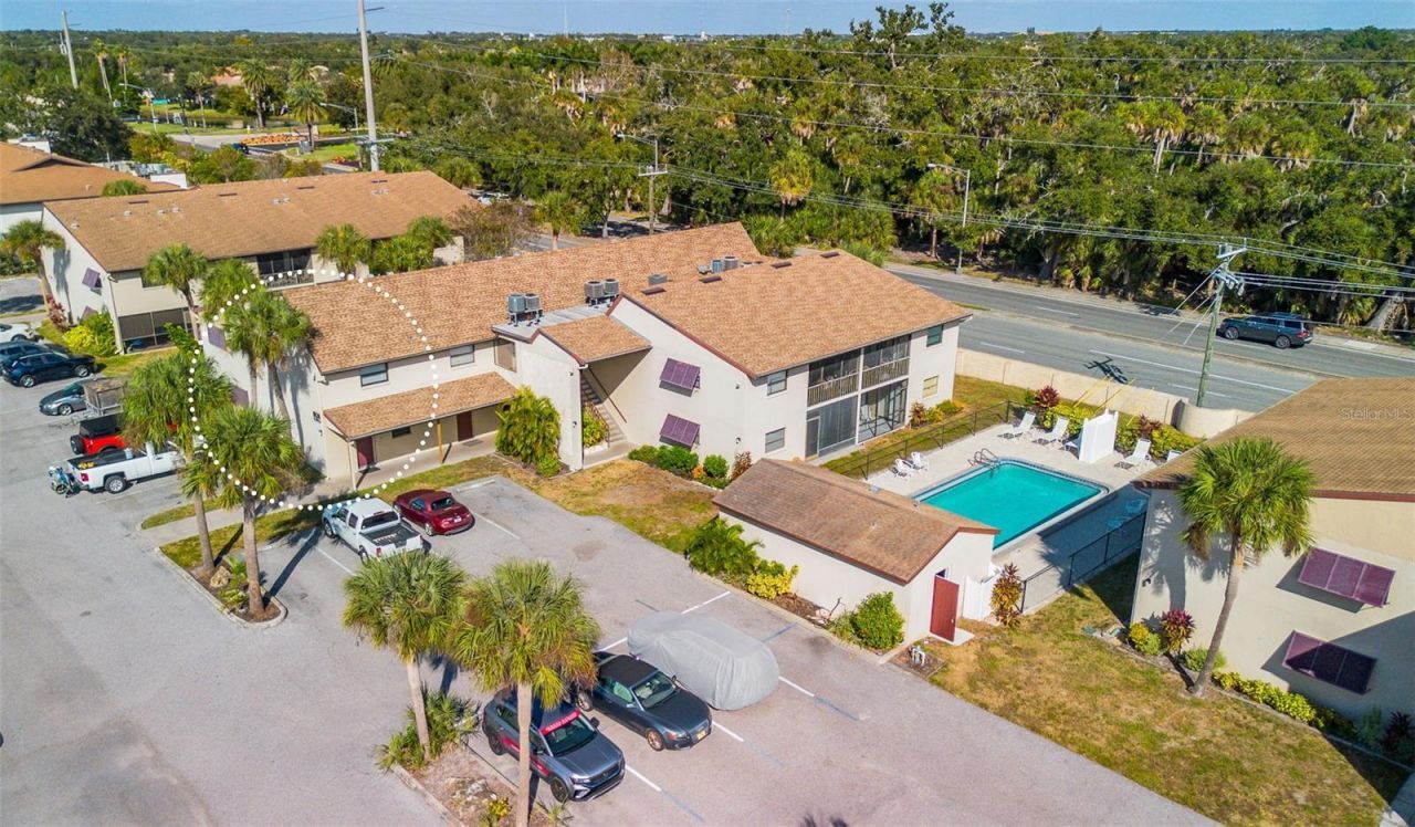 7223 Cloister Drive, Unit 111, Sarasota, FL 34231 Photo