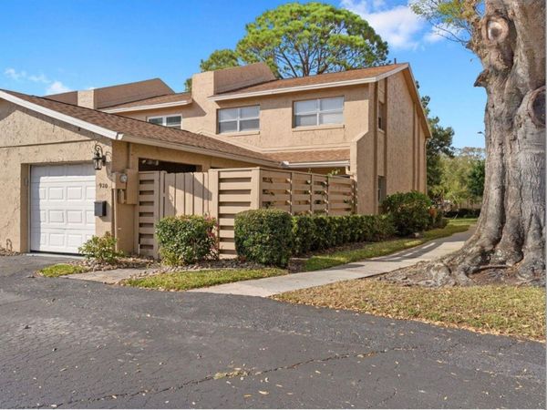 920 PARK LAKE CIRCLE, Unit 36, MAITLAND, FL 32751