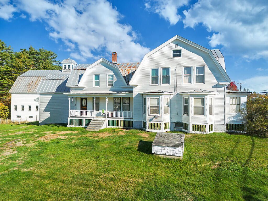 10 Ridge Road Windsor, ME 04363