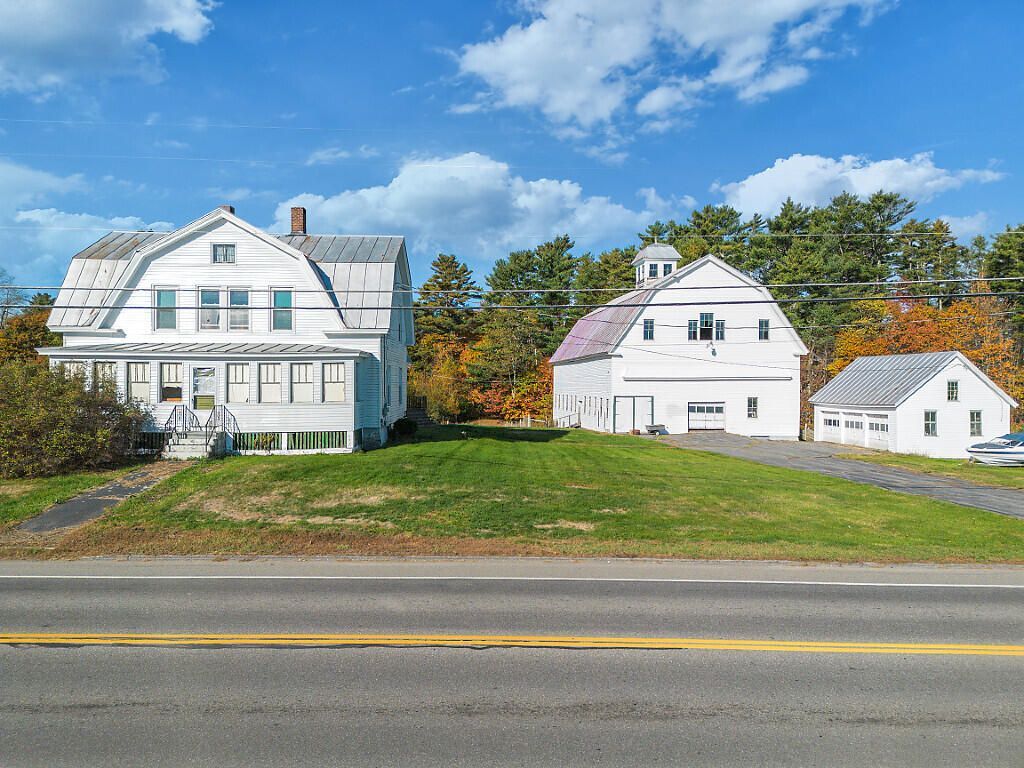 10 Ridge Road Windsor, ME 04363