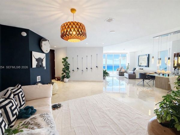 16001 Collins Ave, Unit 2203, Sunny Isles Beach, FL 33160