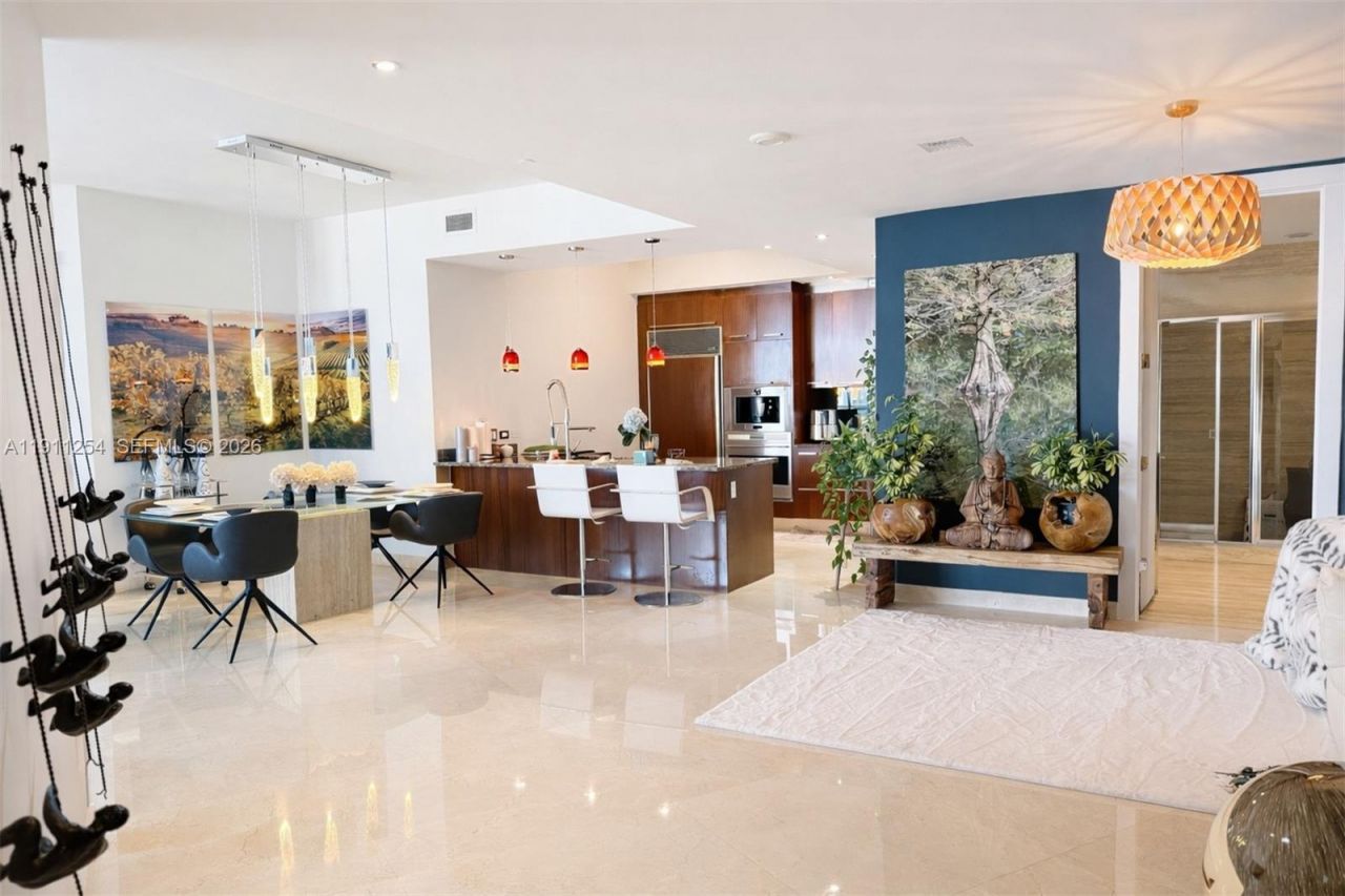 16001 Collins Ave, Unit 2203, Sunny Isles Beach, FL 33160 Photo