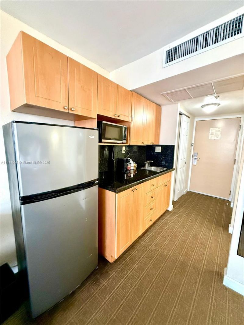 19201 Collins Ave, Unit 904, Sunny Isles Beach, FL 33160 Photo