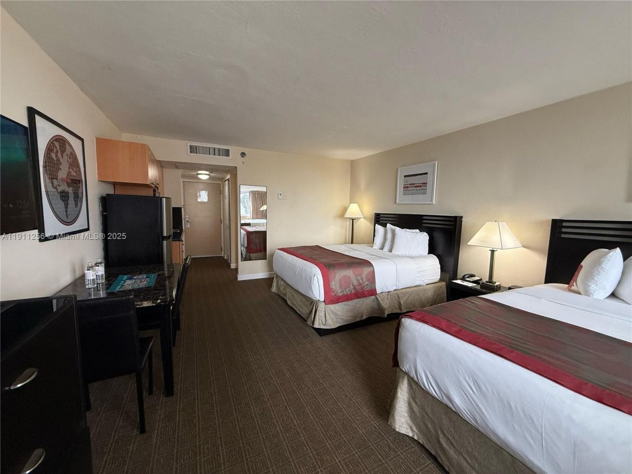 19201 Collins Ave, Unit 904, Sunny Isles Beach, FL 33160 Photo