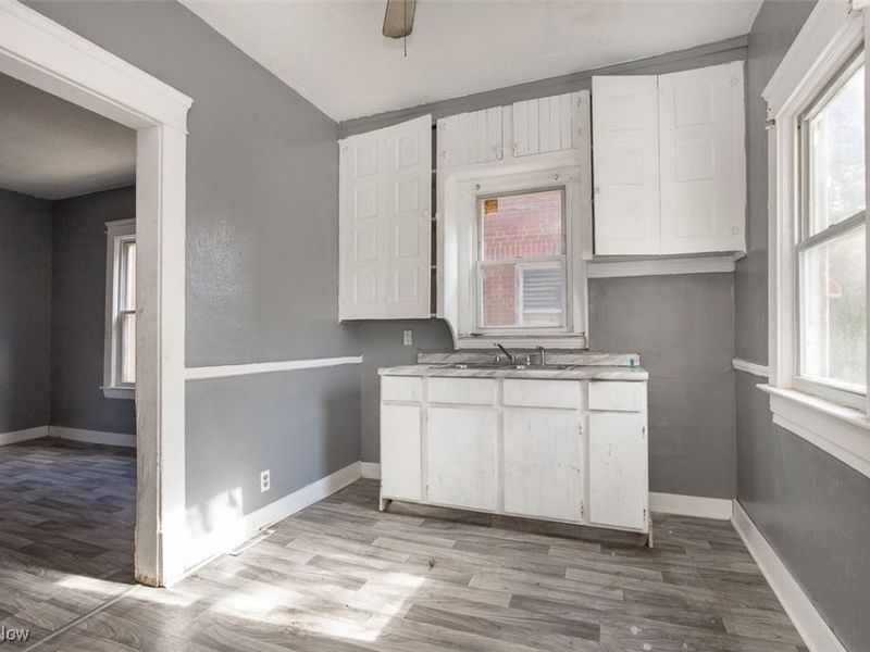 11232 Continental Avenue, Cleveland, OH 44104 Photo 17