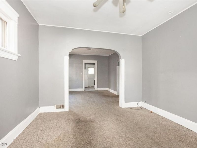 11232 Continental Avenue, Cleveland, OH 44104 Photo 3