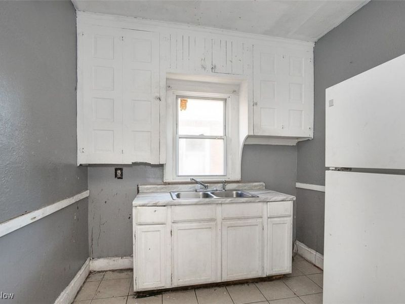 11232 Continental Avenue, Cleveland, OH 44104 Photo 7