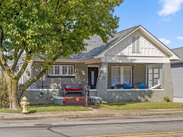 151 N Orchard Knob Avenue, Chattanooga, TN 37404