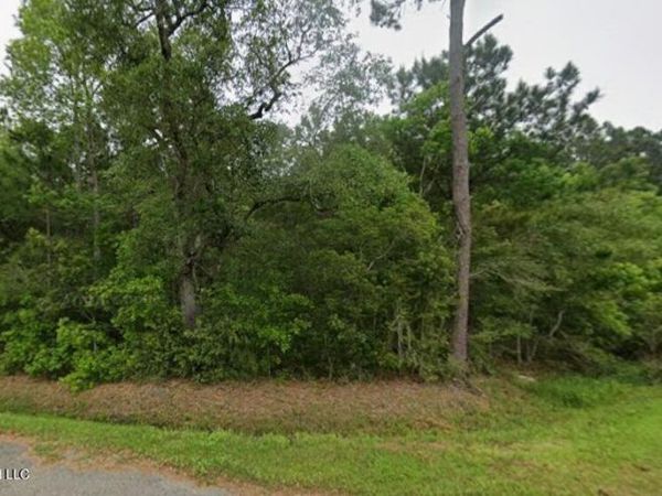3176 Eleventh Street, Bay Saint Louis, MS 39520