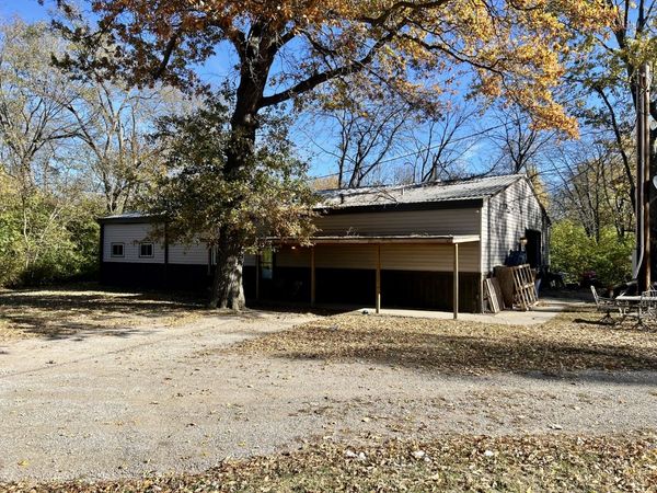 2175 Old Police Park Road, St. Joseph, IL 61873