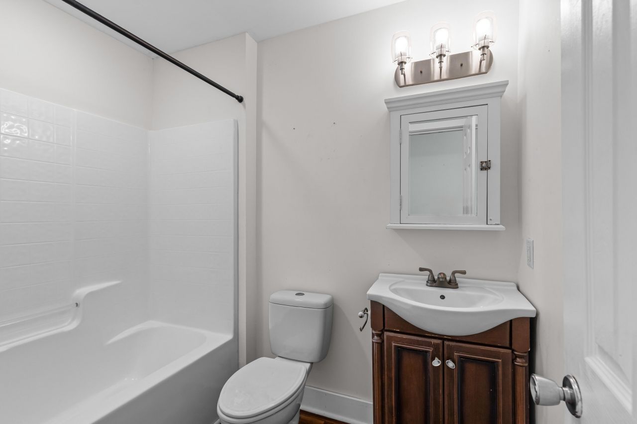 1944 Old Fort Avenue Photo 19