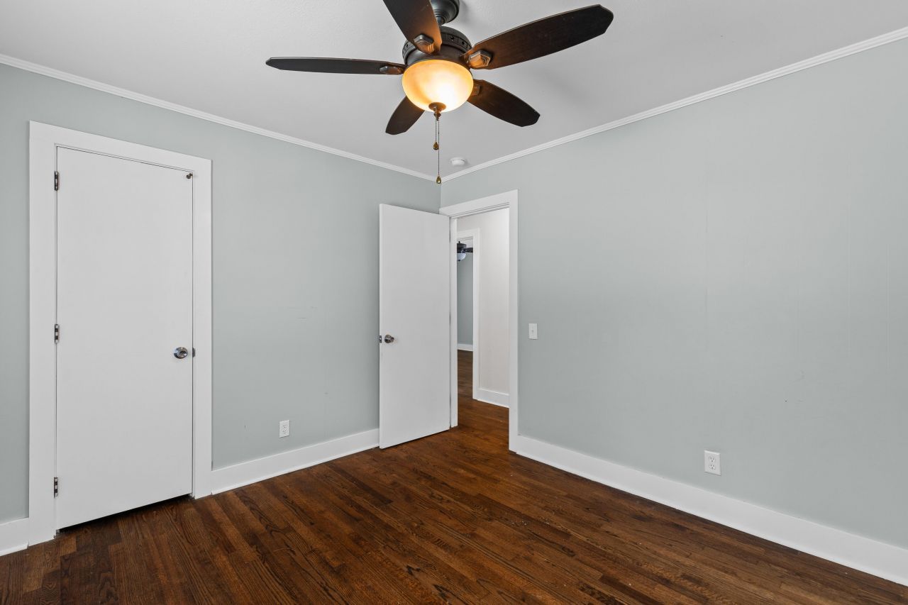 1944 Old Fort Avenue Photo 21