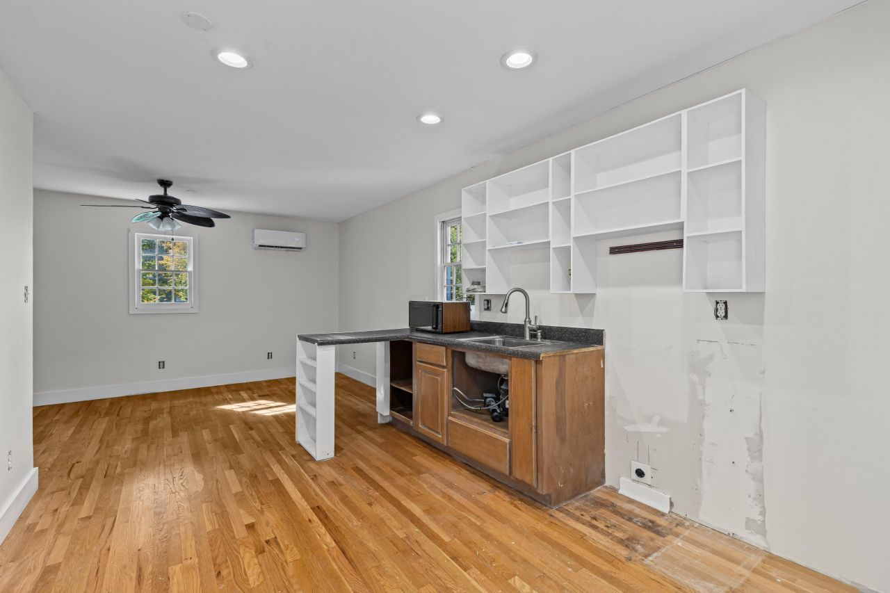 1944 Old Fort Avenue Photo 30