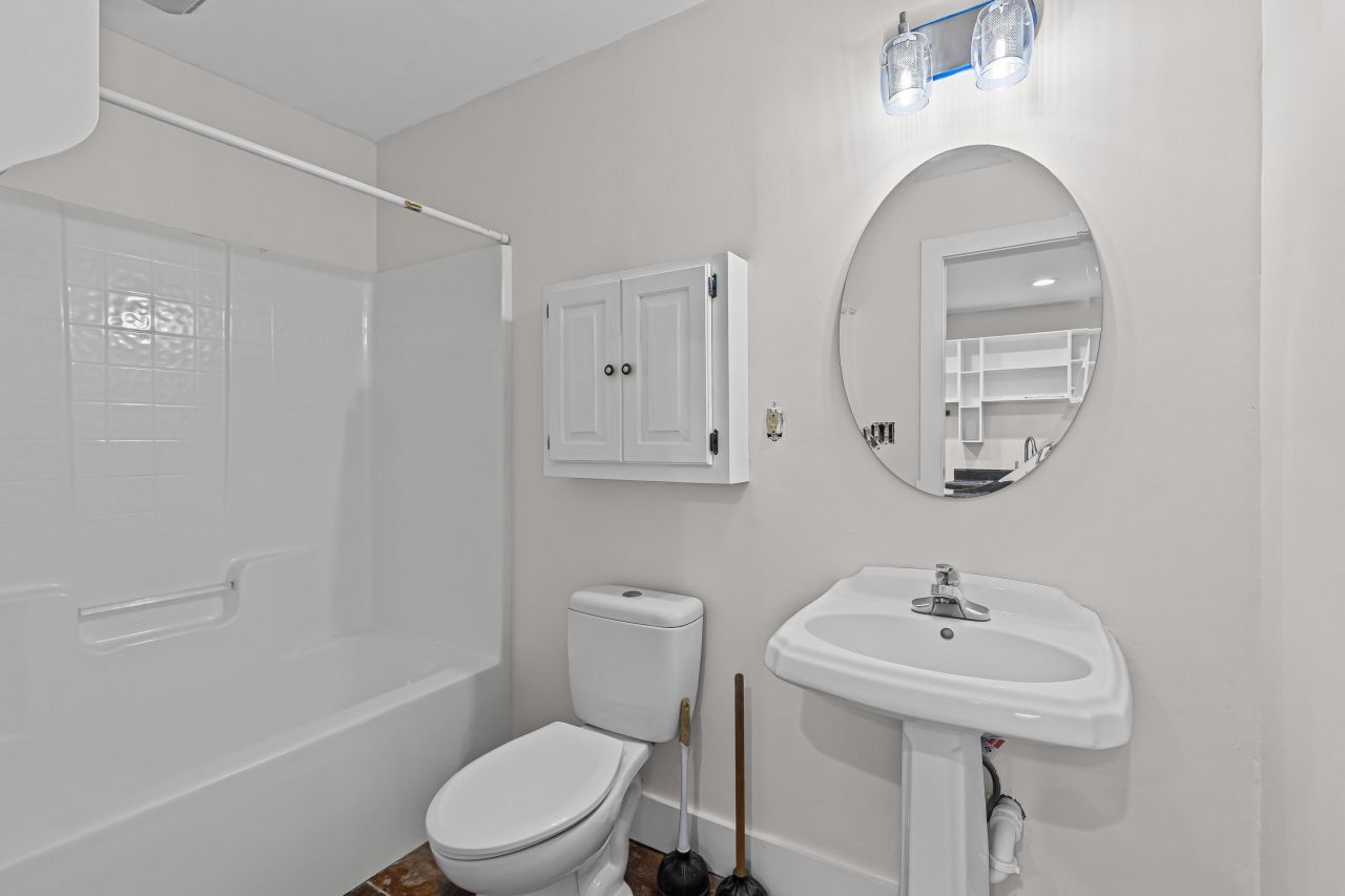 1944 Old Fort Avenue Photo 33