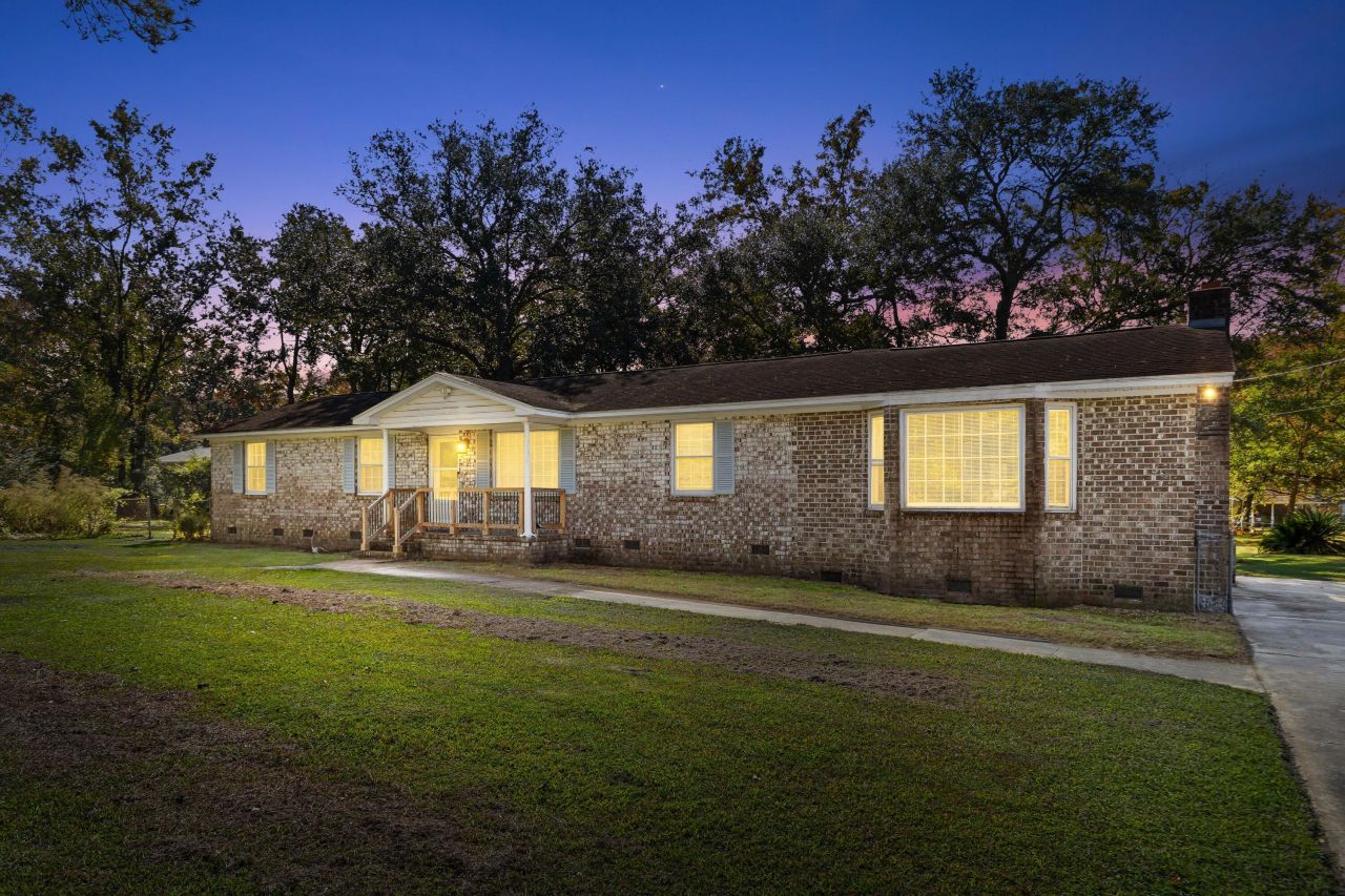 1944 Old Fort Avenue Photo 49