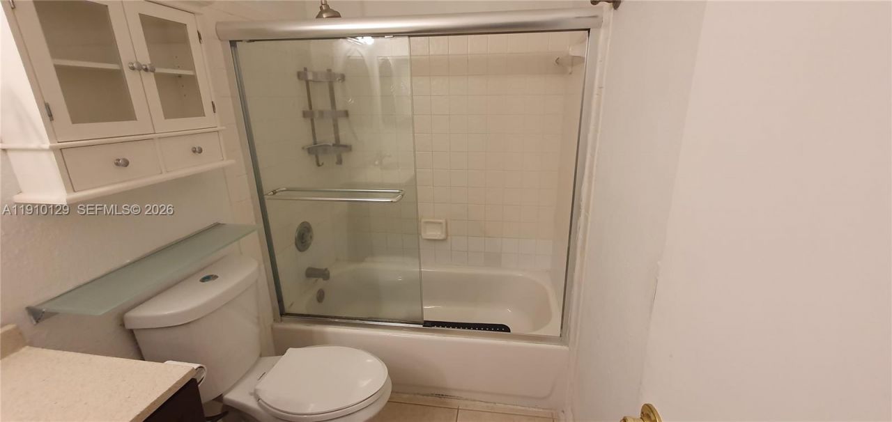 6702 SW 152nd Pl, Unit 28-02, Miami, FL 33193 Photo