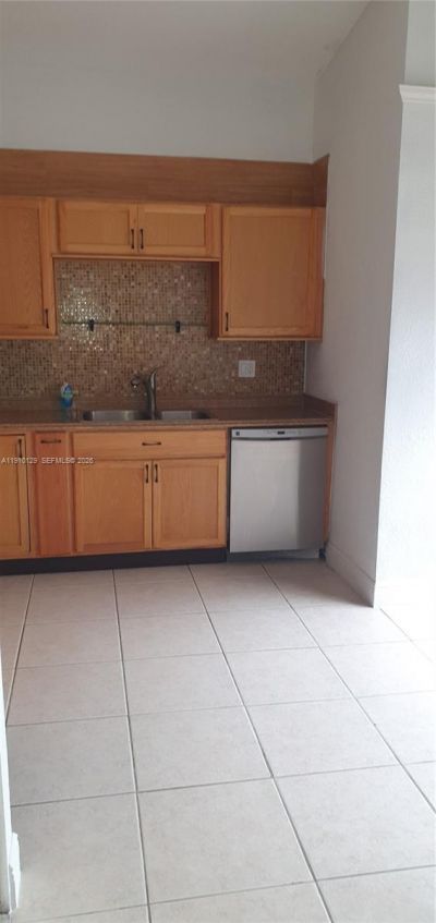 6702 SW 152nd Pl, Unit 28-02, Miami, FL 33193 Photo