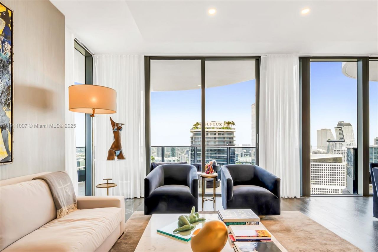 1000 Brickell Plz, Unit PH5807, Miami, FL 33131 Photo