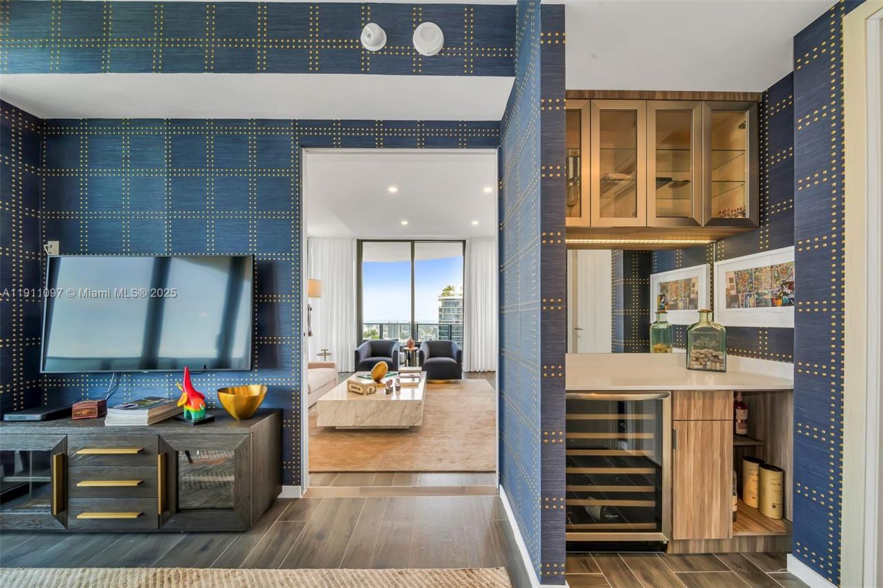 1000 Brickell Plz, Unit PH5807, Miami, FL 33131 Photo