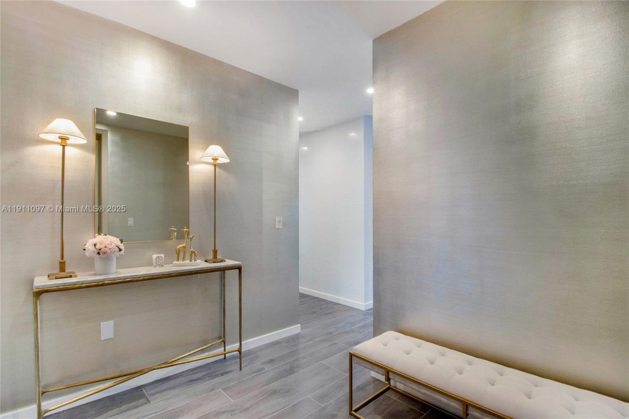 1000 Brickell Plz, Unit PH5807, Miami, FL 33131 Photo