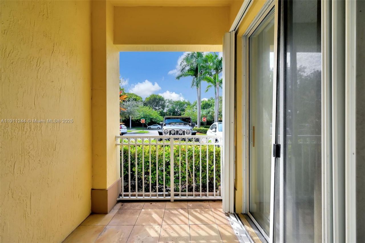 Please Call For Address, Unit 104, Miami, FL 33172 Photo