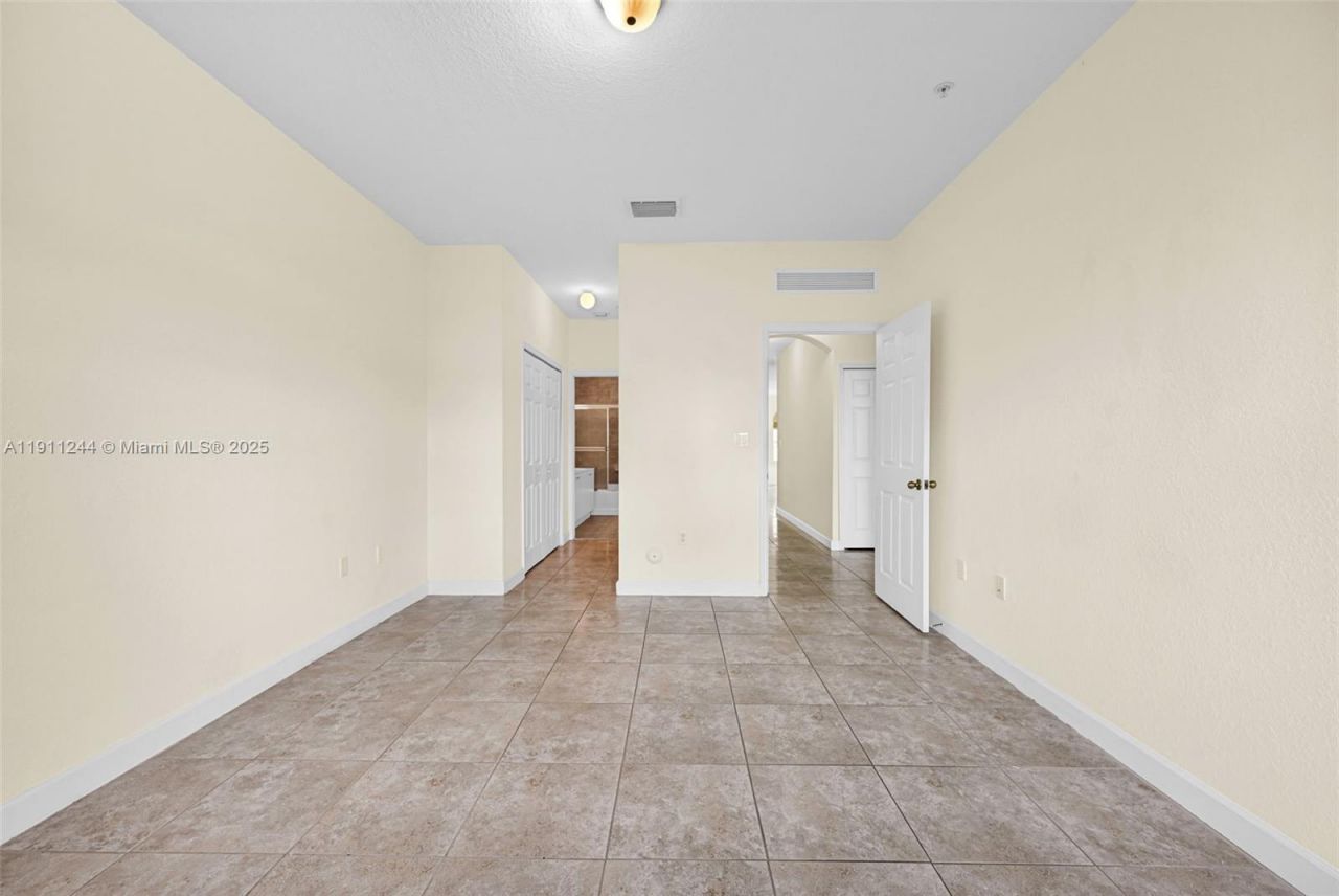 Please Call For Address, Unit 104, Miami, FL 33172 Photo