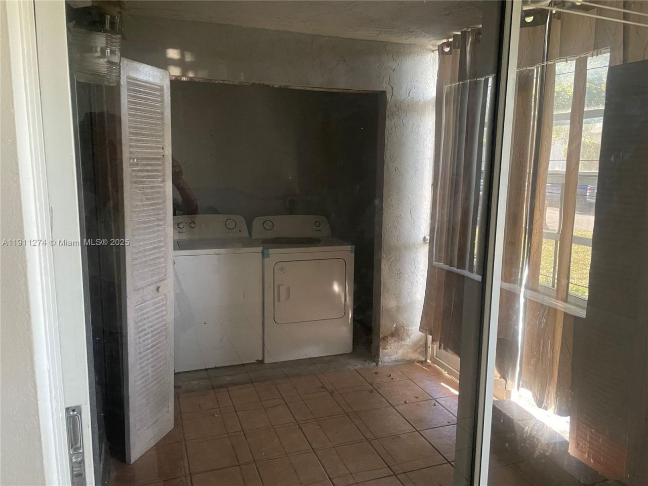 479 NE 210th Cir Ter, Unit 101-28, Miami, FL 33179 Photo
