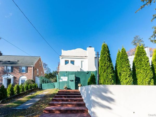 162 Old Mamaroneck Road, White Plains, NY 10605