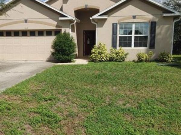313 NE Glentry Ave, Port St Lucie, FL 34983