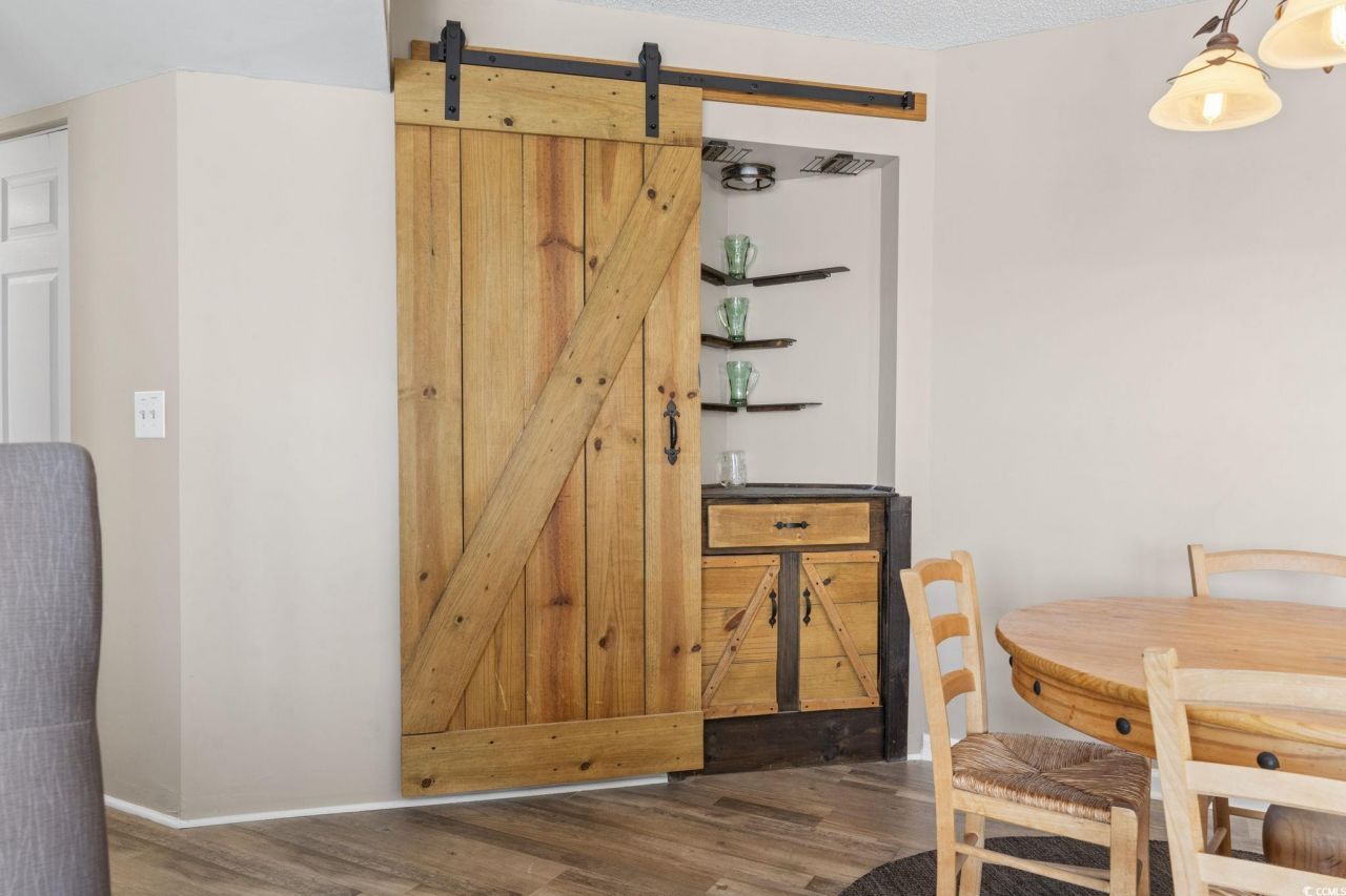 2257 Huntingdon Dr. Photo 15