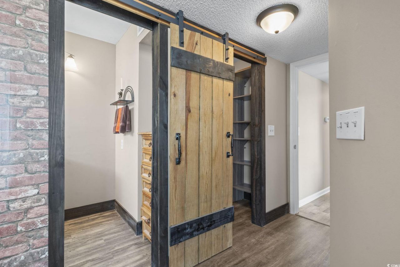 2257 Huntingdon Dr. Photo 24